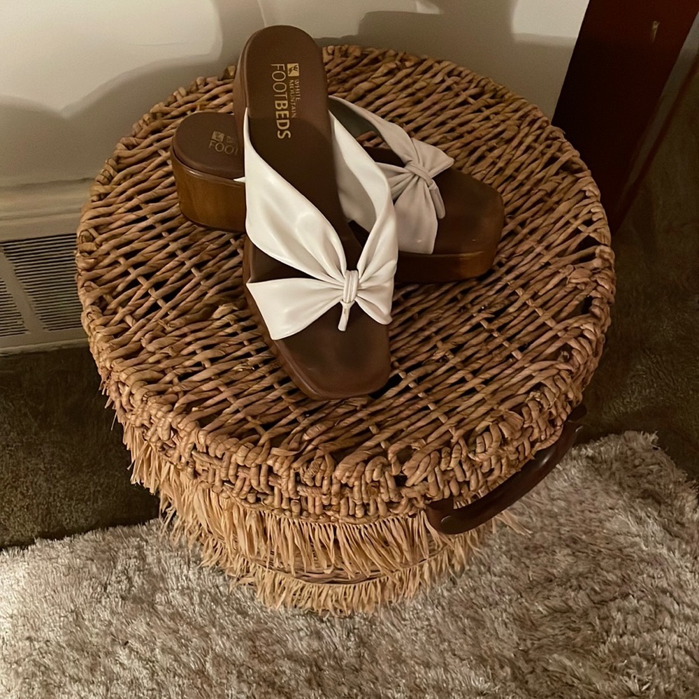 Comfortable wide heel sandals